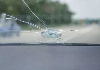 windshield crack